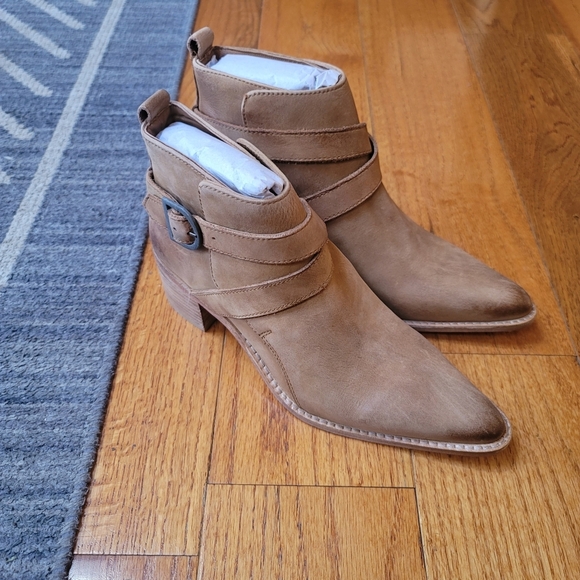 Free People, Back Loop Leather Ankle Boot, Tan, Size 37.5/7.5 - Picture 10 of 10